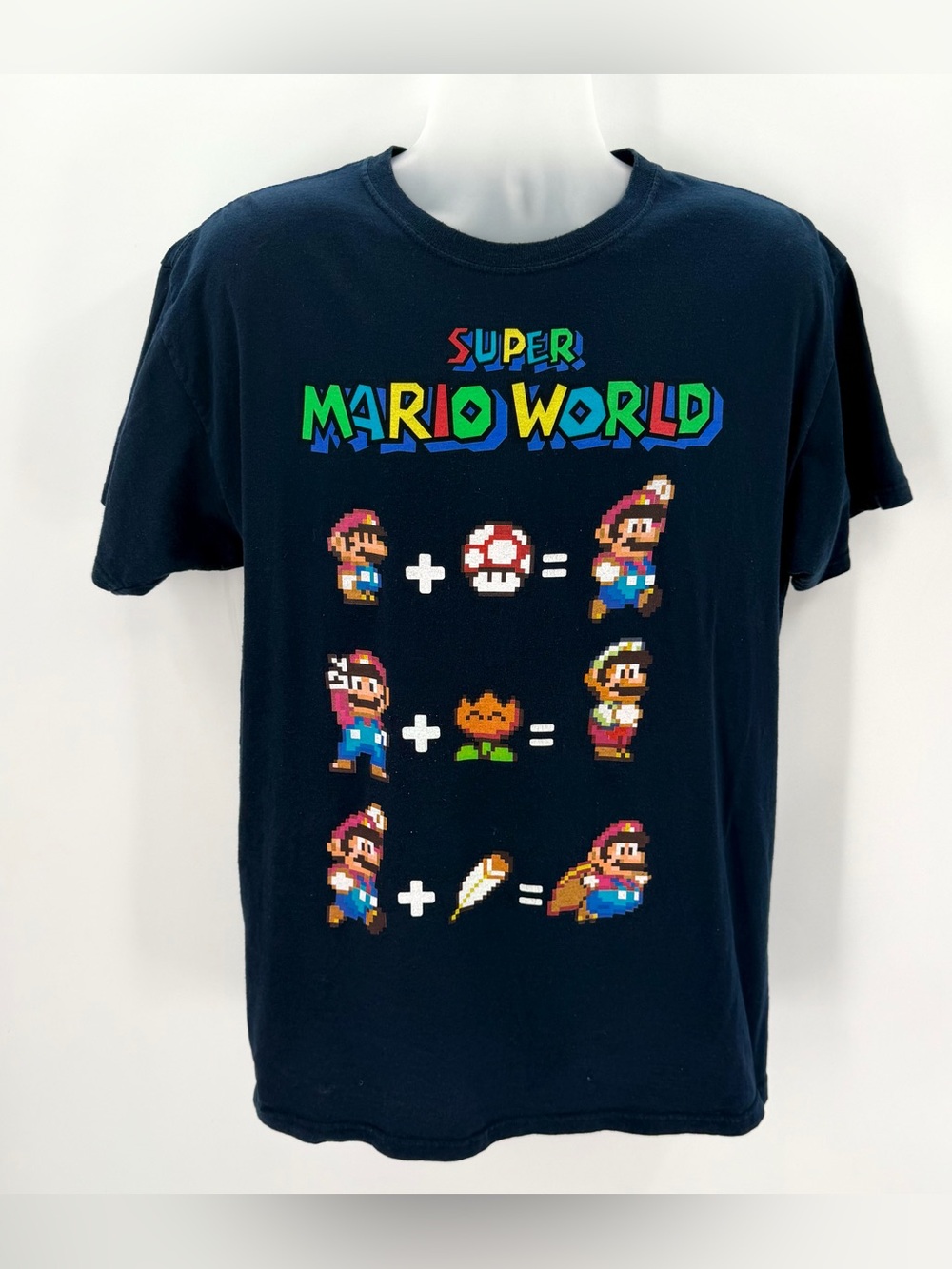 Mario World Tshirt Men’s L Blue Graphic Super Nintendo Short Sleeve Crew Tee
